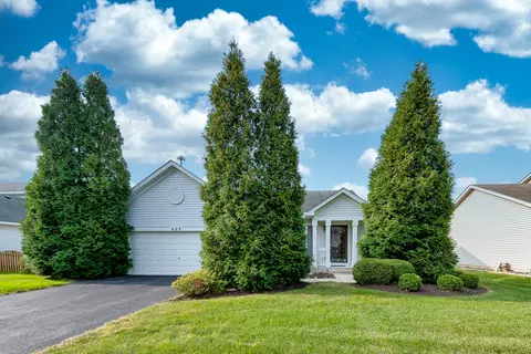 609 Ramsden Rd, Plano, IL 60545