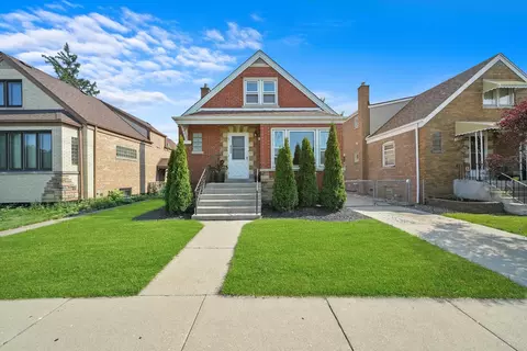 4353 W Marquette Rd, Chicago, IL 60629