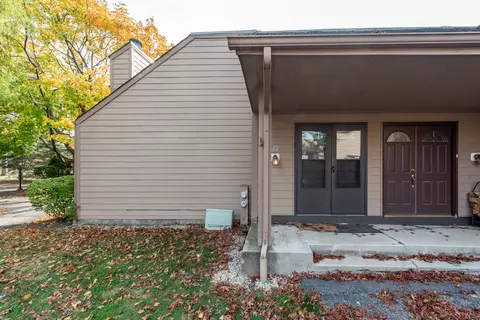 3357 Beacon St #22, North Chicago, IL 60064