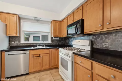1503 Wakeman Ave, Wheaton, IL 60187 photo 4