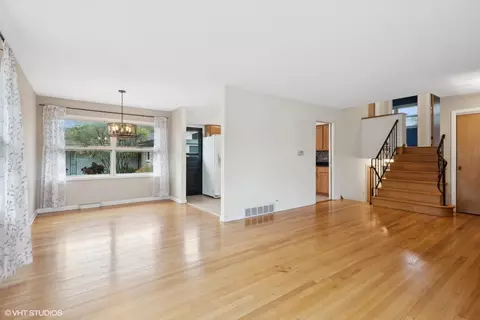 1503 Wakeman Ave, Wheaton, IL 60187 photo 3