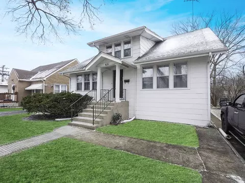 631 Lorraine Ave, Waukegan, IL 60085