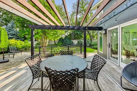 Exterior - 526 Evergreen St, Wheaton, IL 60187 photo 6 of 12