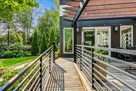 Exterior - 526 Evergreen St, Wheaton, IL 60187 photo 4 of 12