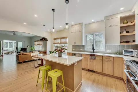 Kitchen - 526 Evergreen St, Wheaton, IL 60187 photo 1 of 4