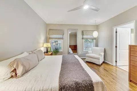 Bedroom - 526 Evergreen St, Wheaton, IL 60187 photo 1 of 5