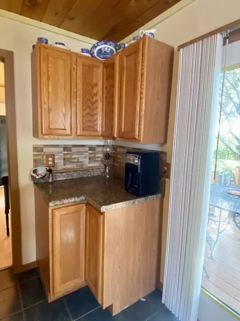 205 5th St, Cedar Point, IL 61316 photo 3