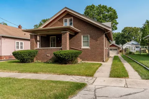 2230 17th Ave, Rockford, IL 61104