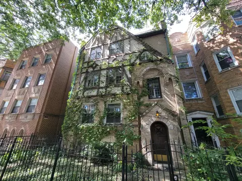 6124 N Washtenaw Ave, Chicago, IL 60659