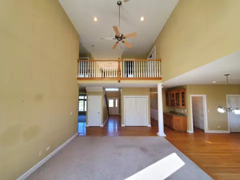 Living - 402 Fairway Dr, Beecher, IL 60401 photo 4 of 6