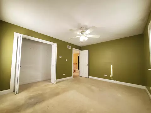 Bedroom - 402 Fairway Dr, Beecher, IL 60401 photo 4 of 4