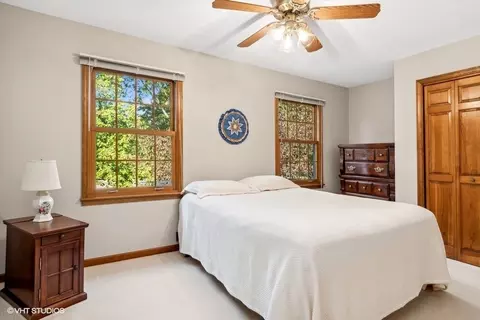 Bedroom - 809 Hyde Park Ln, Naperville, IL 60565 photo 2 of 4