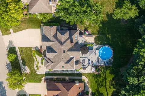 View/Area - 561 Ford Ln, Bartlett, IL 60103 photo 5 of 9
