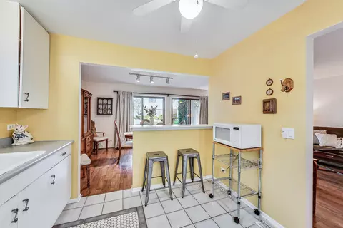 1152 Silverwood Ct #B1, Wheeling, IL 60090 photo 13