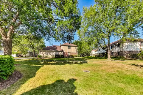 1152 Silverwood Ct #B1, Wheeling, IL 60090 photo 27