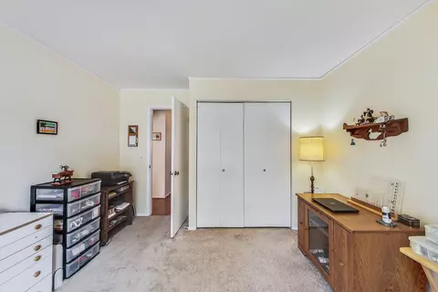 1152 Silverwood Ct #B1, Wheeling, IL 60090 photo 20