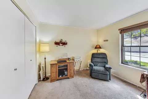 1152 Silverwood Ct #B1, Wheeling, IL 60090 photo 19