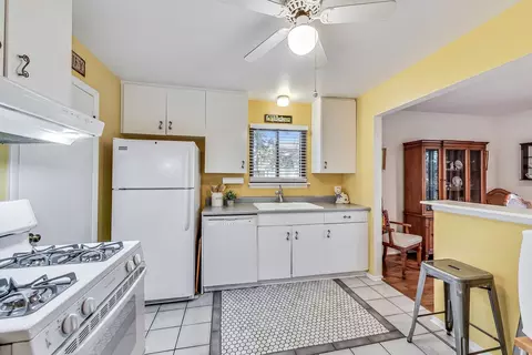 1152 Silverwood Ct #B1, Wheeling, IL 60090 photo 11