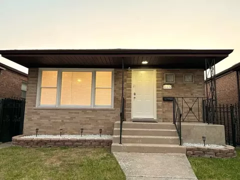 11132 S Avenue O Ave, Chicago, IL 60617