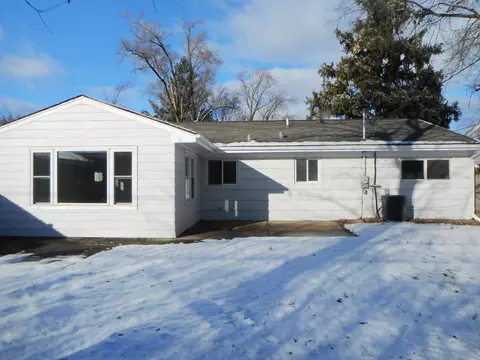 Other - 63 W Manchester Dr, Wheeling, IL 60090 photo 1 of 3