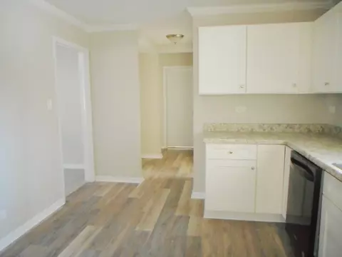 Entry Way - 63 W Manchester Dr, Wheeling, IL 60090 photo 1 of 1
