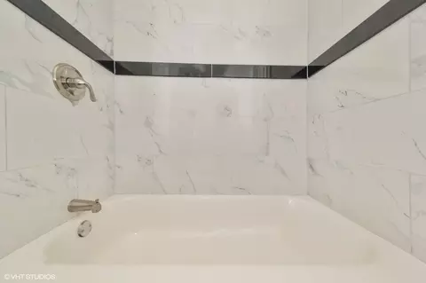 Bath - 8024 S Langley Ave, Chicago, IL 60619 photo 1 of 3