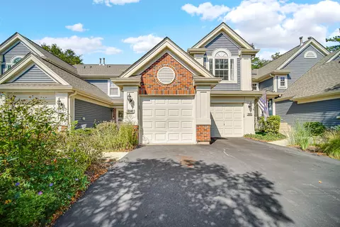 1041 Talbots Ln, Elk Grove Village, IL 60007