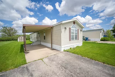 127 Saint Pauls Dr, Bourbonnais, IL 60914