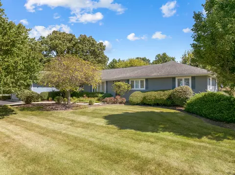 17 N025 Marney Dr, Hampshire, IL 60140