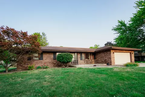 1004 Broadmoor Rd, Bloomington, IL 61704 photo 21