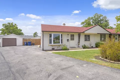 4627 W 89th Pl, Hometown, IL 60456
