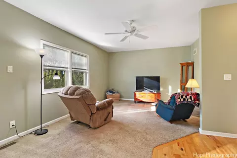 4115 Florence Dr, Johnsburg, IL 60051 photo 15