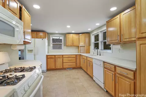 4115 Florence Dr, Johnsburg, IL 60051 photo 9