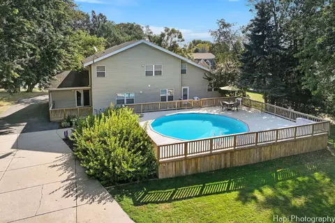 4115 Florence Dr, Johnsburg, IL 60051 photo 3