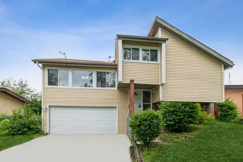 3406 Montmarte Ave, Hazel Crest, IL 60429