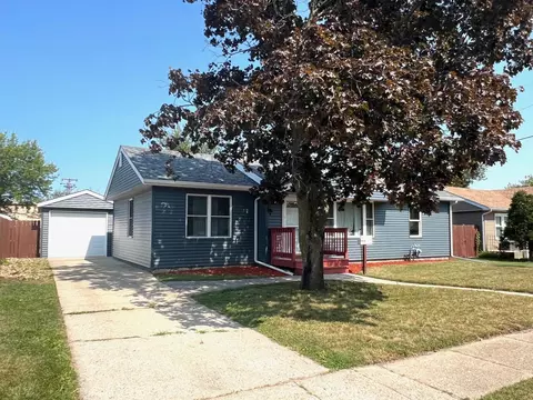 528 Theodore St, Loves Park, IL 61111