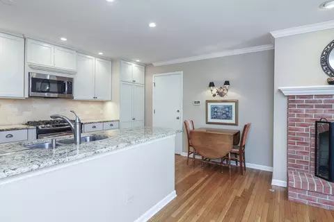 1591 Stonebridge Trl, Wheaton, IL 60189 photo 10