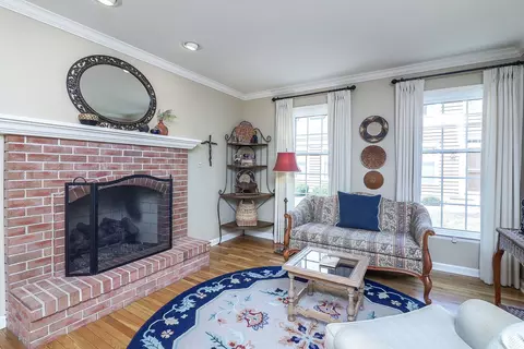 1591 Stonebridge Trl, Wheaton, IL 60189 photo 11