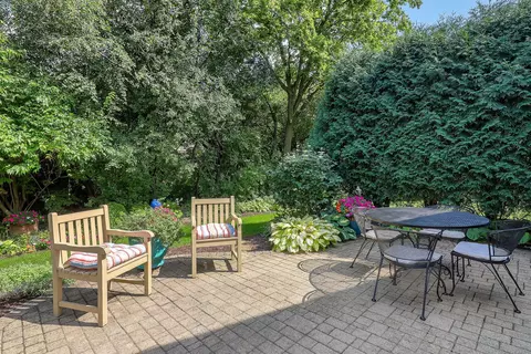 1591 Stonebridge Trl, Wheaton, IL 60189 photo 25