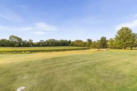 Exterior - 4524 E River Rd, Ridott, IL 61067 photo 3 of 4