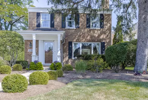 235 E May St, Elmhurst, IL 60126