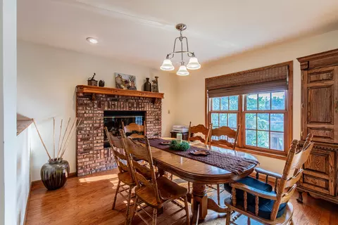 Dining - 19 Wheeler Ct, Putnam, IL 61560 photo 1 of 4