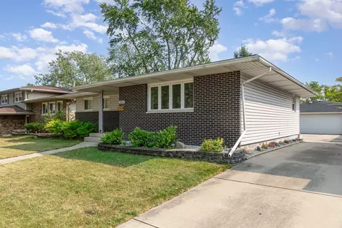 2831 193rd St, Lansing, IL 60438 photo 3