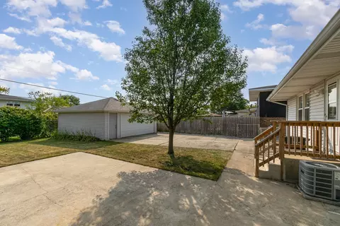 2831 193rd St, Lansing, IL 60438 photo 22