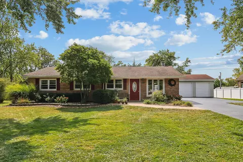 8611 W 168th St, Orland Park, IL 60462