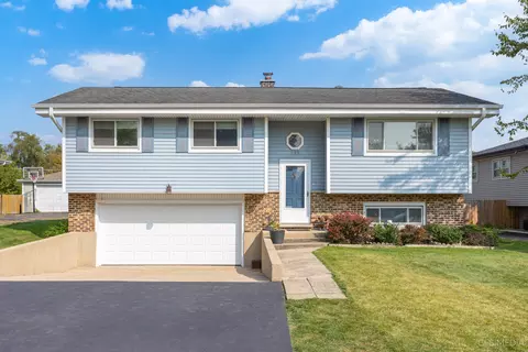 375 Pine Ave, Wood Dale, IL 60191