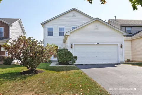 1799 S Hamlin Ln, Round Lake, IL 60073