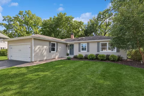 11009 Janice Dr, Huntley, IL 60142