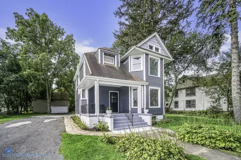 123 W Illinois St, Momence, IL 60954