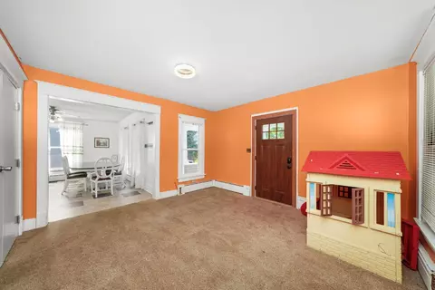 702 Dewey St, Harvard, IL 60033 photo 6